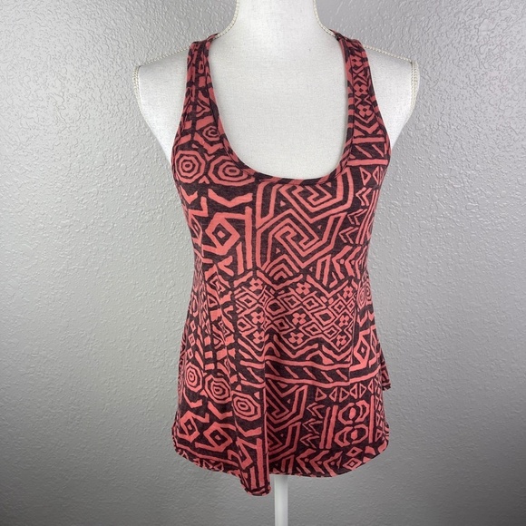 Graphic Tank top - Picture 8 of 8